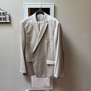 Tan Lauren by Ralph Lauren Black Label! Jacket is 56L and trousers are 48x32.